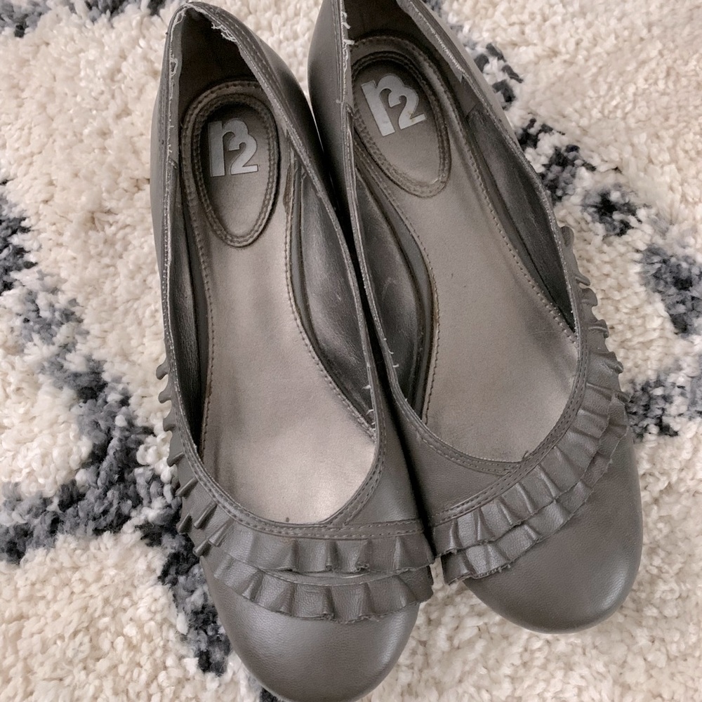 Gray Heel Wedges